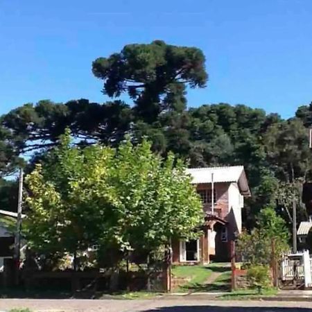 Hospedagem Da Dona Carla Canela Exterior photo